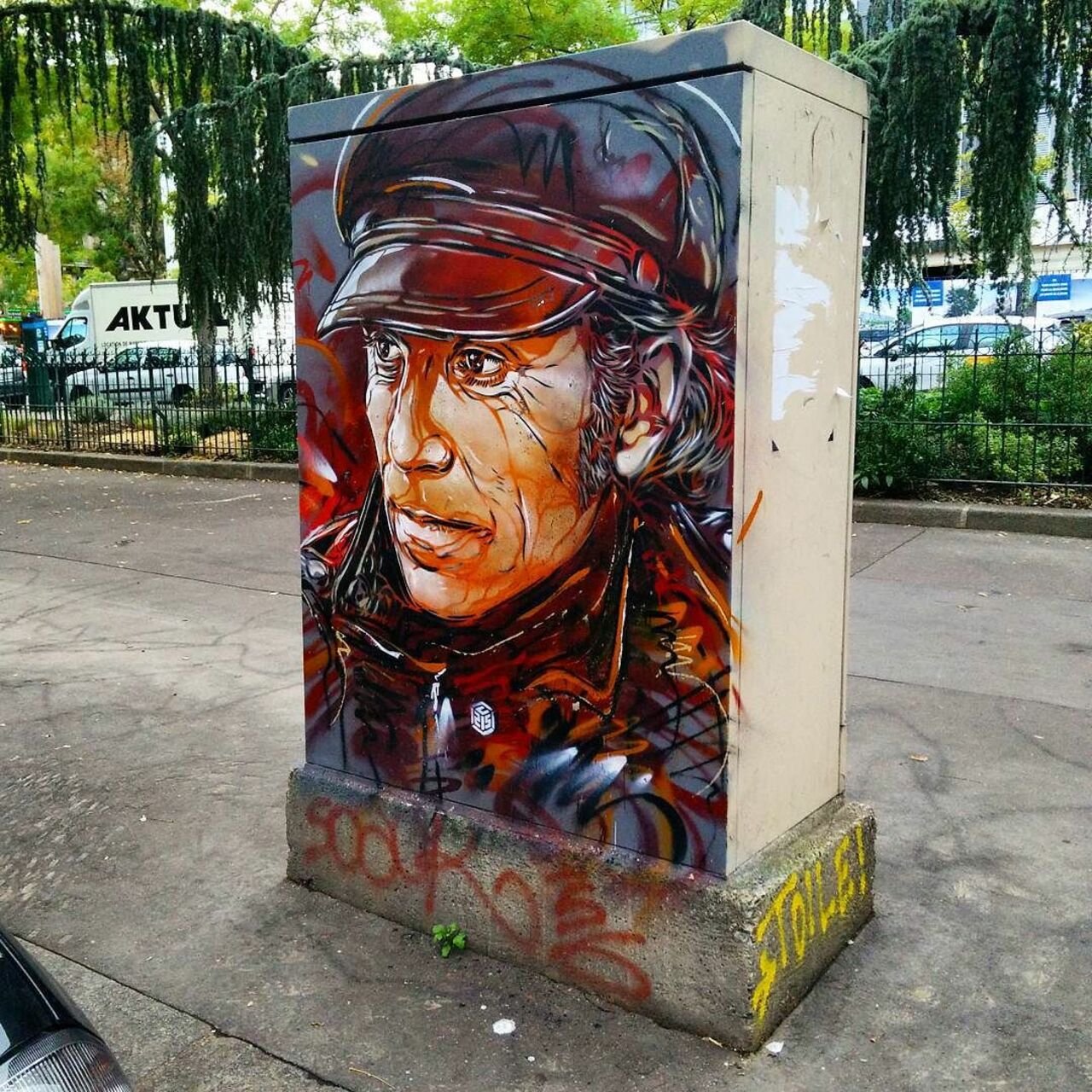 #Paris #graffiti photo by @ceky_art http://ift.tt/1XnVpob #StreetArt https://t.co/gW9TWEIcFF