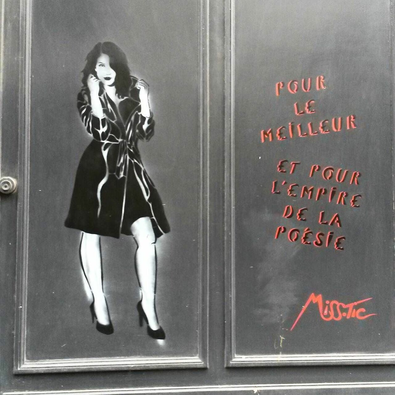 #Paris #graffiti photo by @princessepepett http://ift.tt/1MK3A6J #StreetArt https://t.co/f3LKEH8OIT
