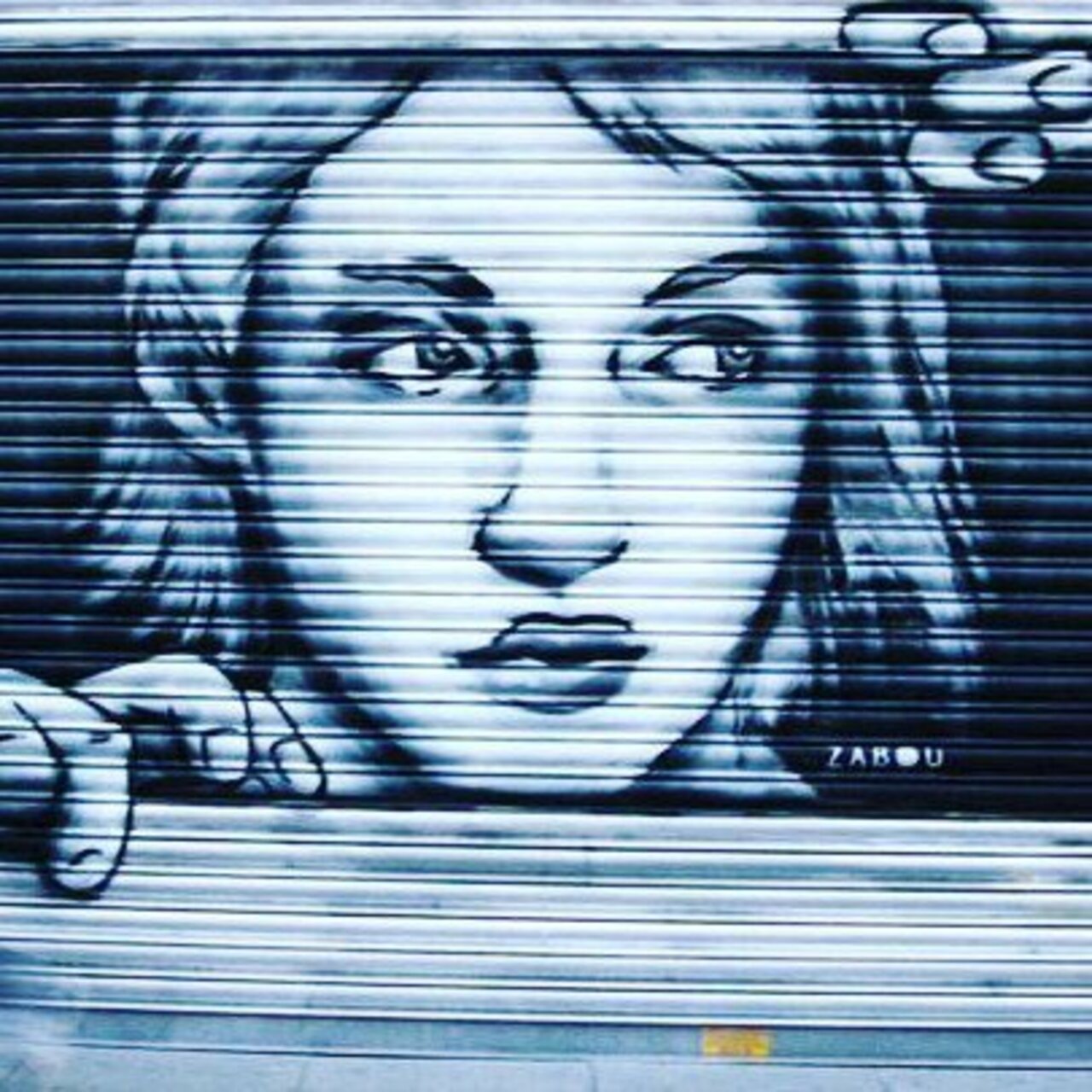 #zabouartist #streetart #art #graffiti #wallart #urbanart #zabou #londonstreetart #paris #streetartlondon #streetar… https://t.co/KRQ9qQv9DH