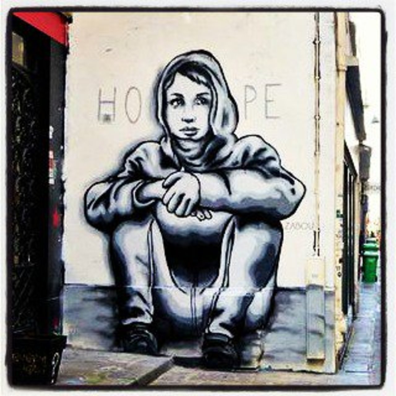 #Paris #graffiti photo by @senyorerre http://ift.tt/1MK3xrA #StreetArt https://t.co/aZRMk18JKs