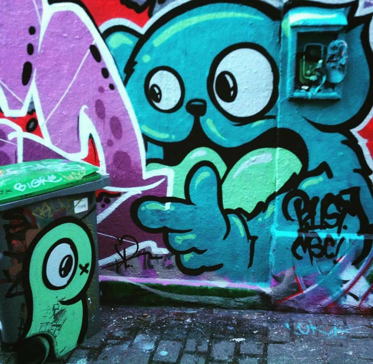Baby poubelle #street #streetart #streetartparis #graff #graffiti #wallart #sprayart #urban #urbain #urbanart #urba… https://t.co/EFzuDZoawL