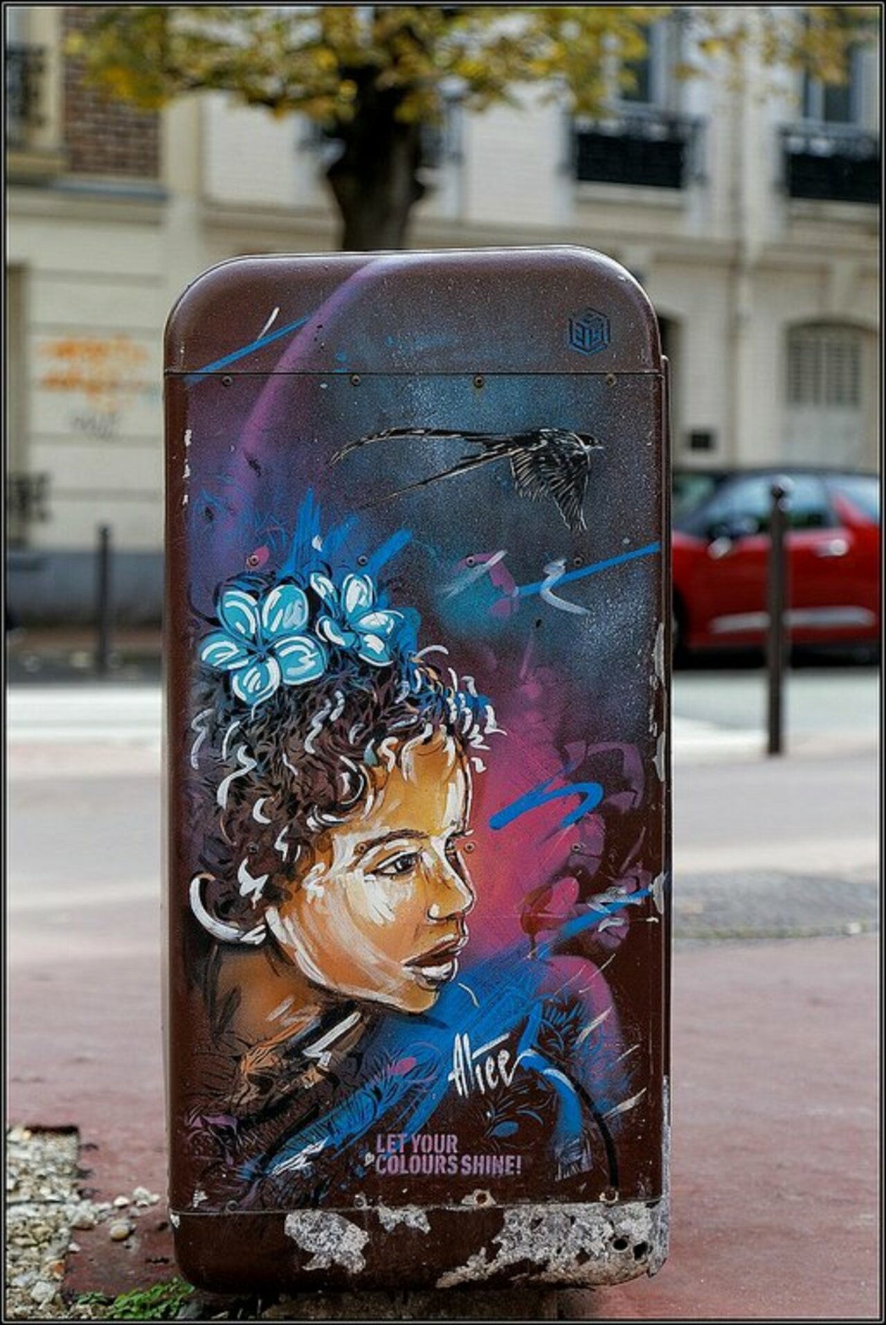 Street Art by Alice Pasquini in #Vitry-sur-Seine http://www.urbacolors.com #art #mural #graffiti #streetart https://t.co/Qx2tGjiZzH
