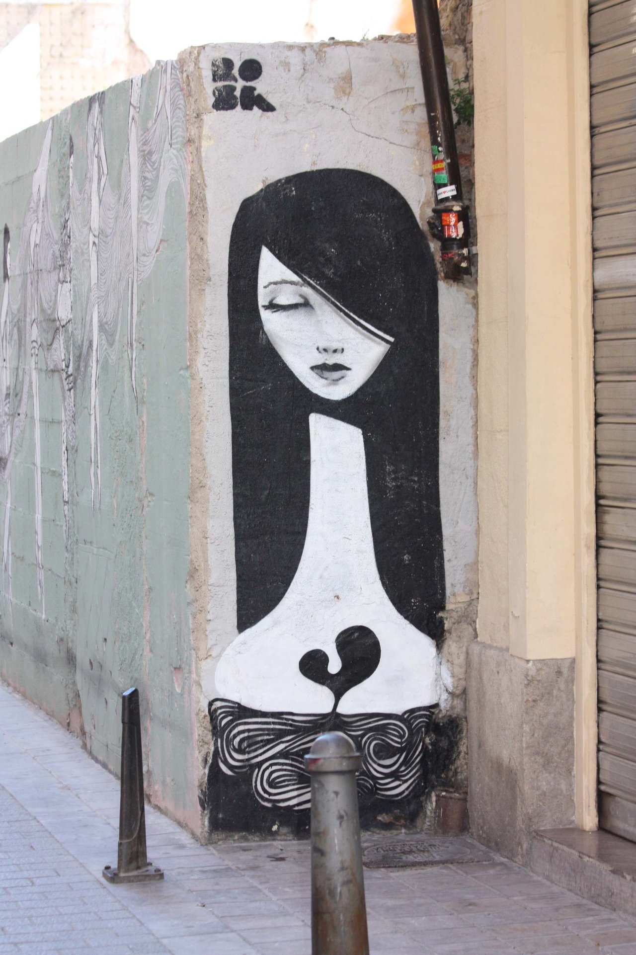 Graffity por Valencia, este en concreto me parece precioso ;)
#graffiti #streetart #arteurbano https://t.co/TzjqGAOhFa