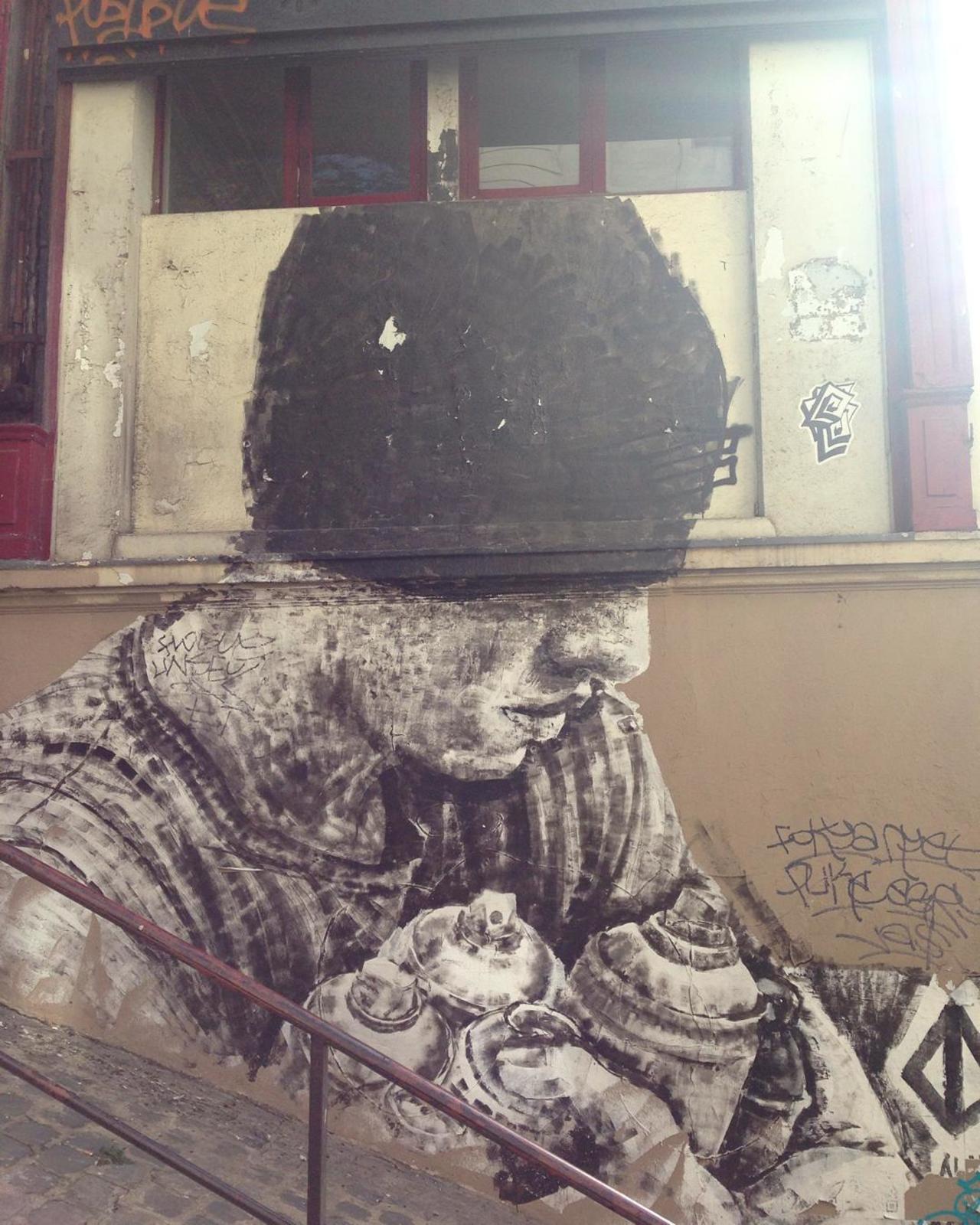 #Paris #graffiti photo by @streetrorart http://ift.tt/1R3B5EG #StreetArt https://t.co/WaBcQI3ksD
