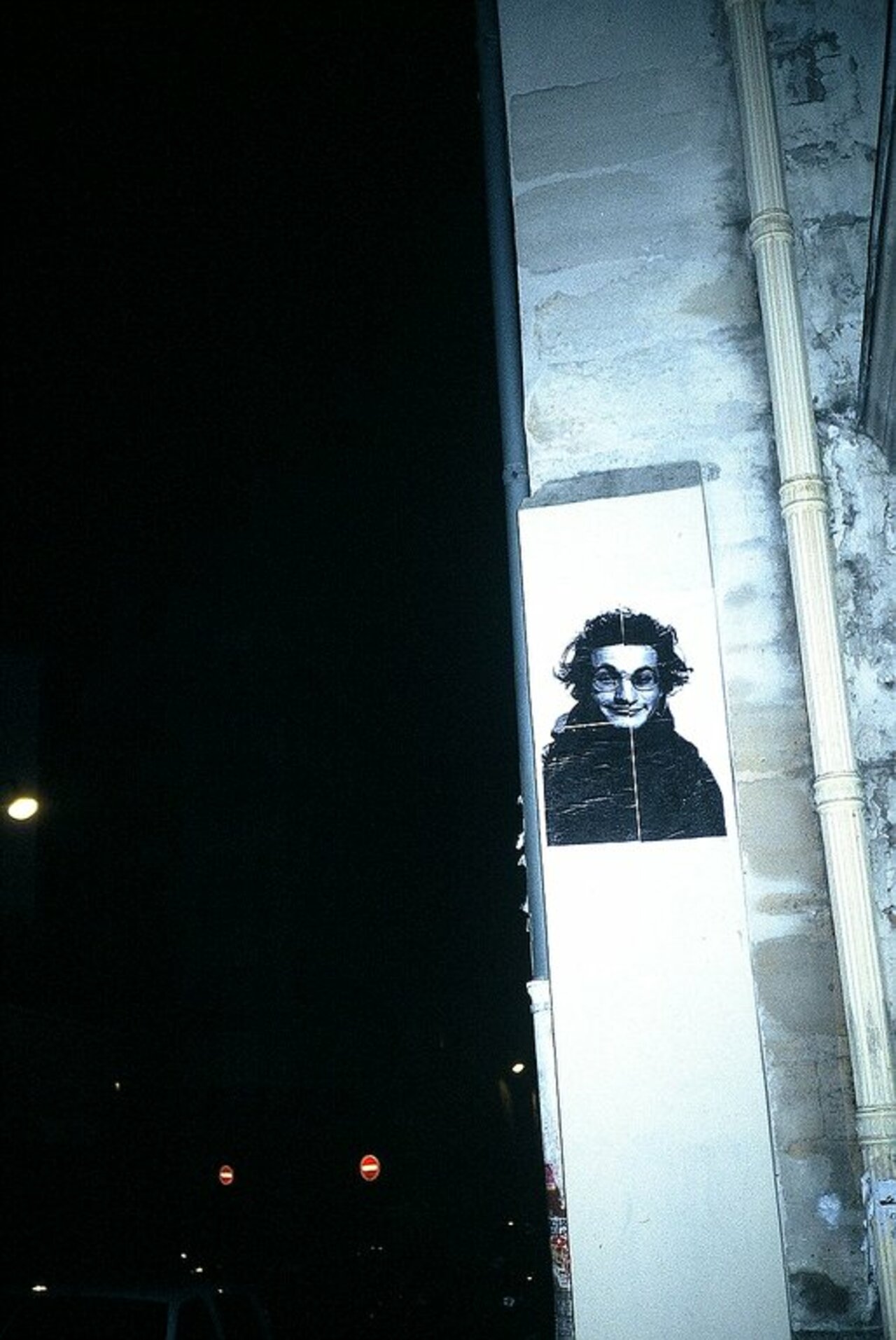 Street Art by Nojnoma in # http://www.urbacolors.com #art #mural #graffiti #streetart https://t.co/Qq81RHKryK