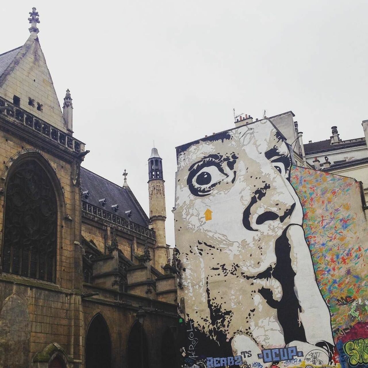circumjacent_fr: #Paris #graffiti photo by oystersnapper http://ift.tt/1XqJc23 #StreetArt https://t.co/xeTi8xyRu9