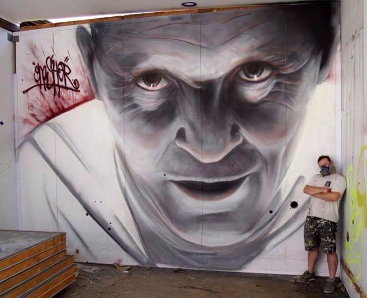 Artist @GnasherMurals new awesome Street Art portrait of Hannibal Lector #art #graffiti #mural #streetart https://t.co/lZuxdkKS4h