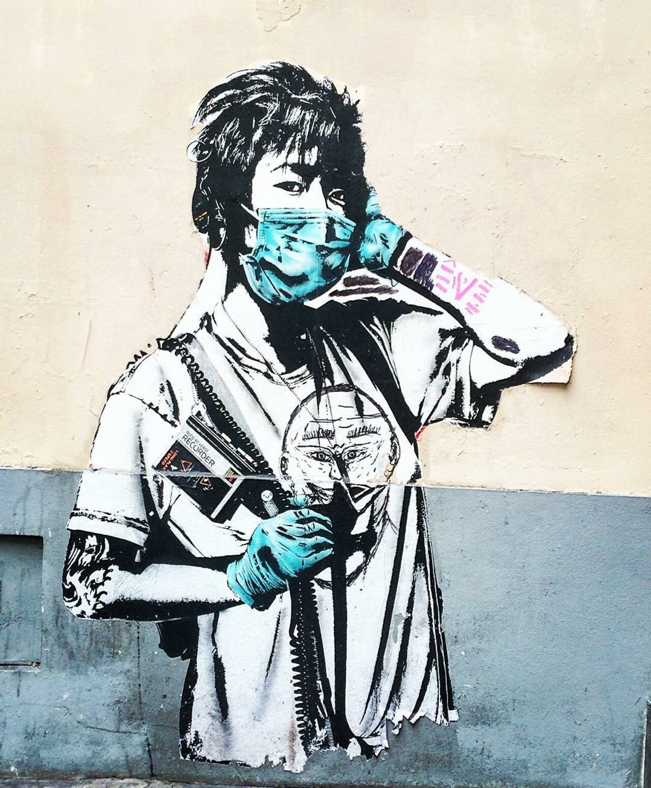 #Paris #graffiti photo by @julosteart http://ift.tt/1LuBv5i #StreetArt https://t.co/y2sS5BekRl