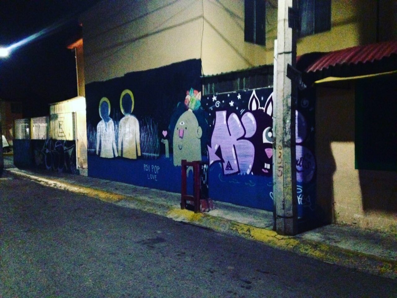 [Todos buscamos el amor en la oscuridad...] #Graffiti #StreetArt #ArteUrbano #ArtDeRue https://instagram.com/p/9Sb3qph5oe/ https://t.co/vQkqTFNl9a