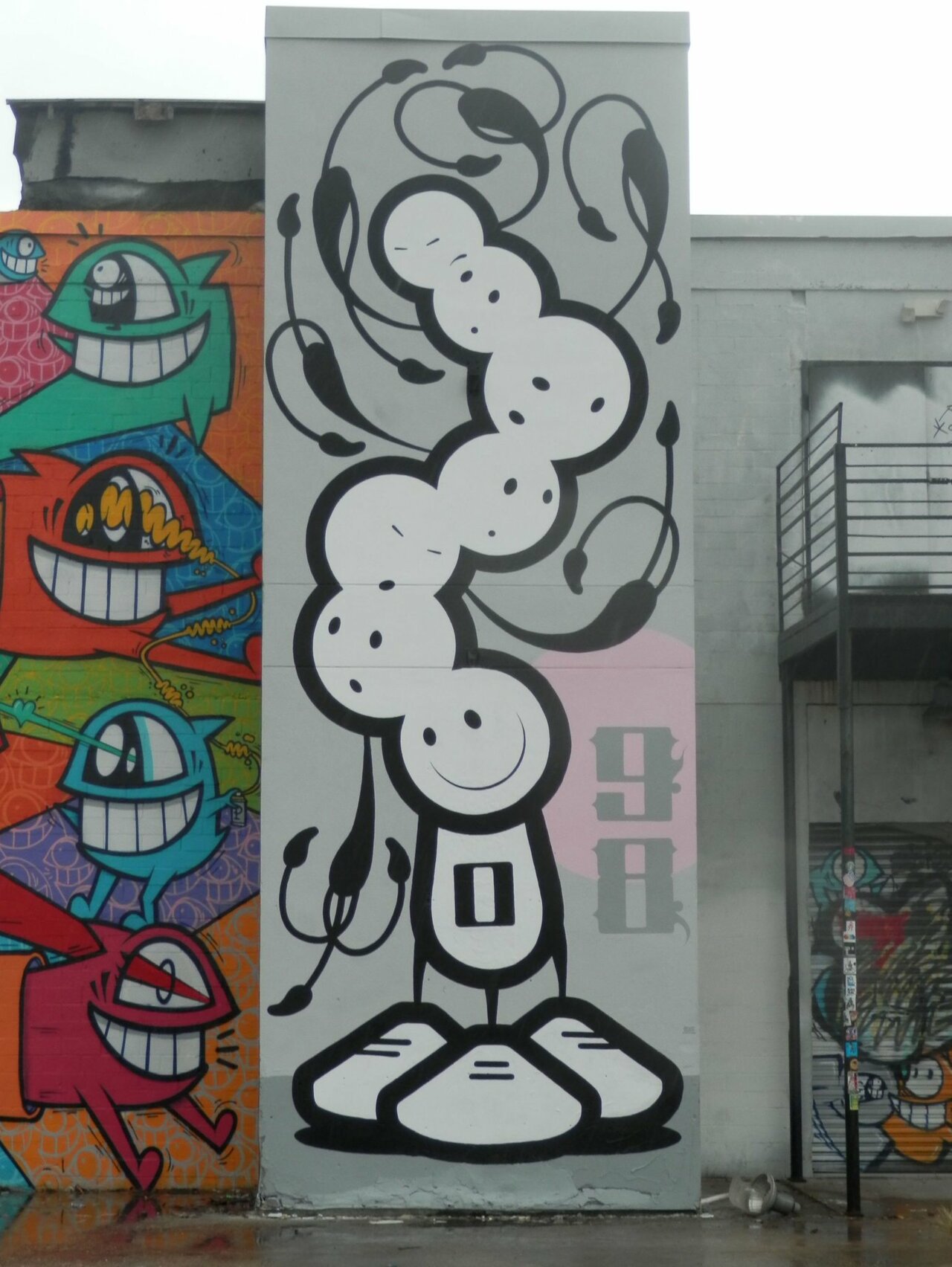#Houston #Graffiti I felt humble when I finally located this #HueFestival #Streetart by London Police. https://t.co/JfHhDDm4WP