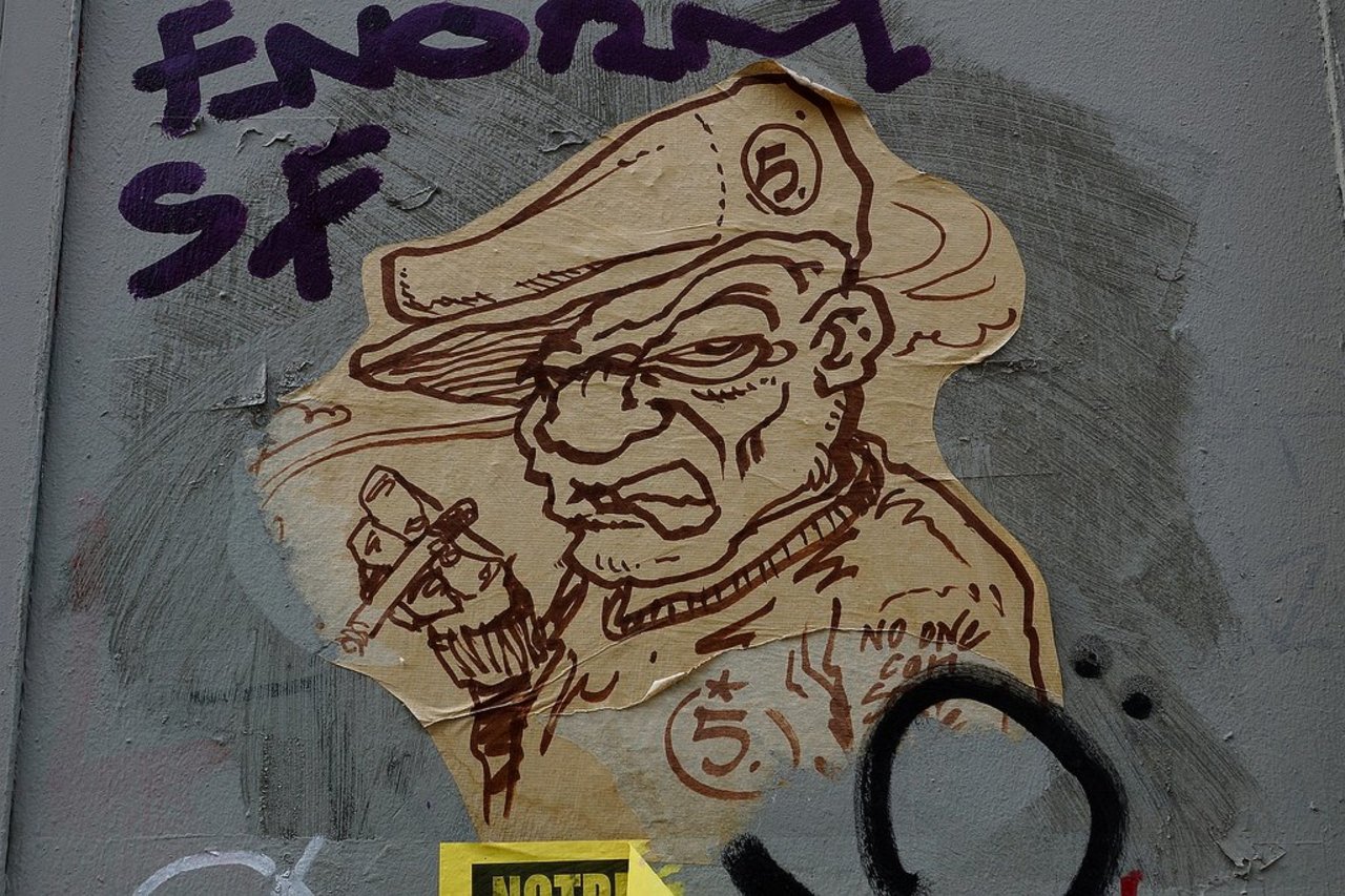 RT @urbacolors: Street Art by anonymous in #Paris http://www.urbacolors.com #art #mural #graffiti #streetart https://t.co/gXtw2ATZ9f
