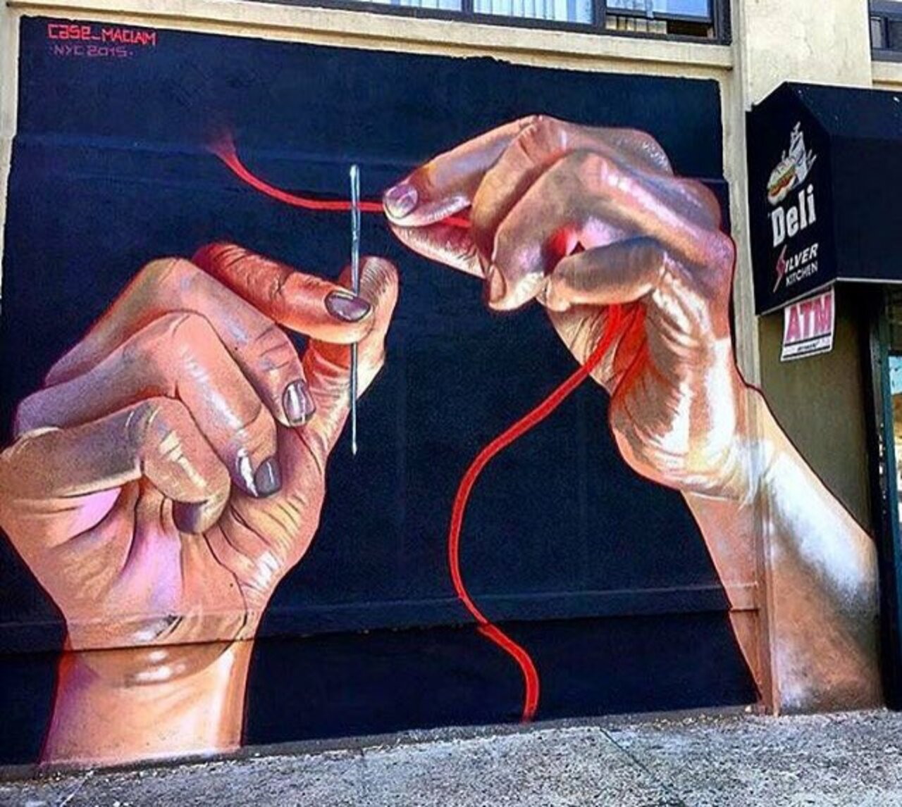 RT @buzz_sandyltn: New Street Art by Case Ma'Claim in NYC 

#art #graffiti #mural #streetart https://t.co/QPAkEHRUNv