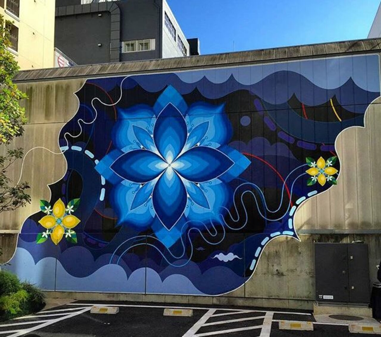 New Street Art by htzk, kami_htzk + sasu_lyri 

#art #graffiti #mural #streetart https://t.co/rVi2PrcTWg