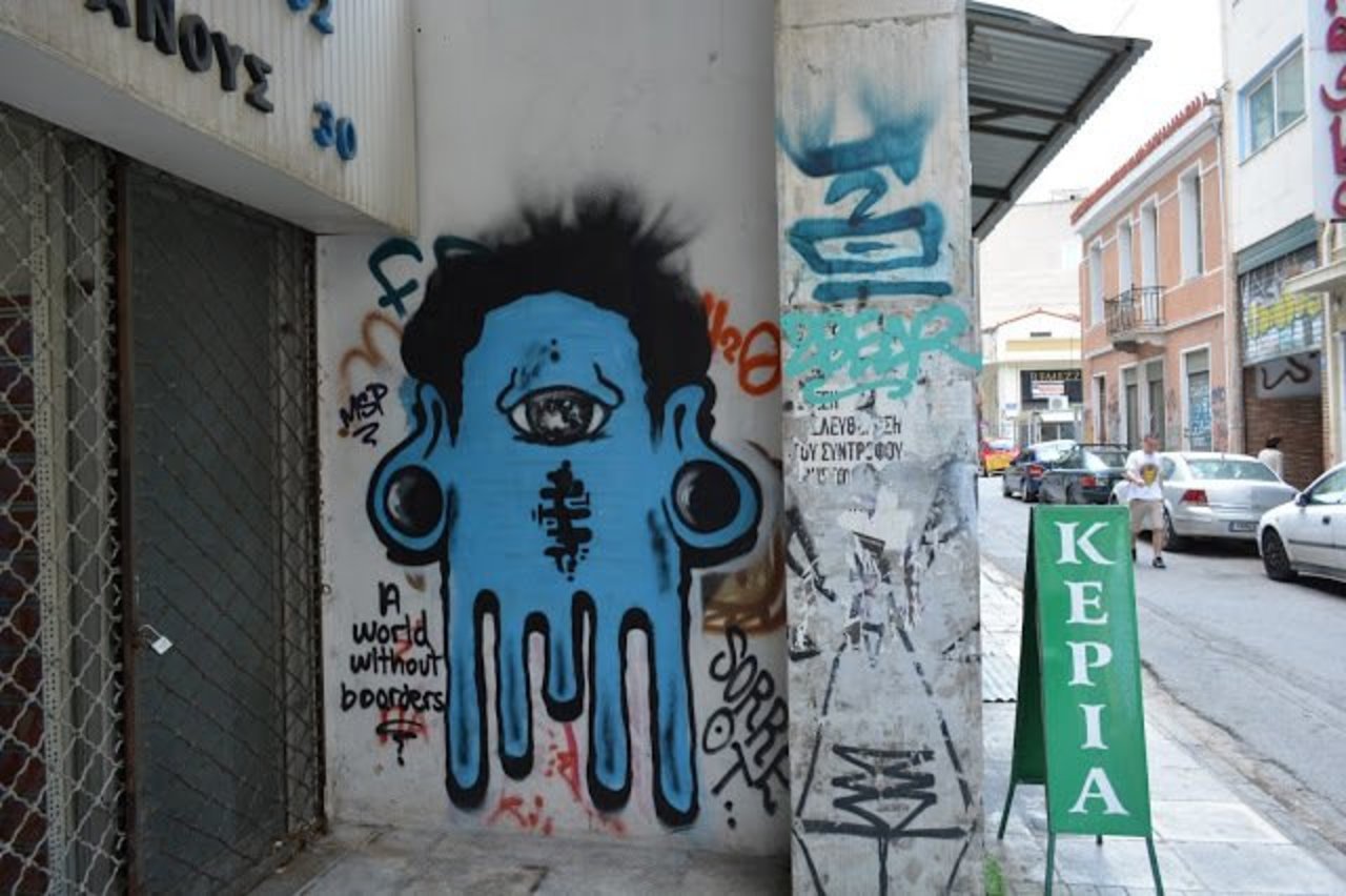 27/10/15, Αριστοφάνους 30 Αθήνα - 2 φωτό #art #streetart #graffiti #Athens If you want to … http://ift.tt/1mxu95z https://t.co/zTxk0tvm53