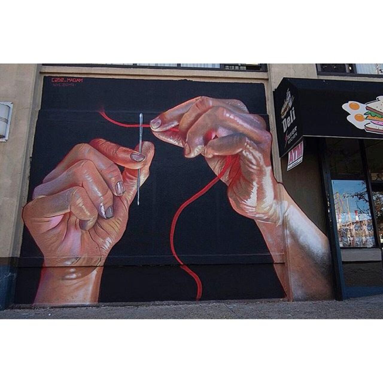 RT @cakozlem76: Case #streetart #urbanart #graffiti https://t.co/brjk6HQi9S