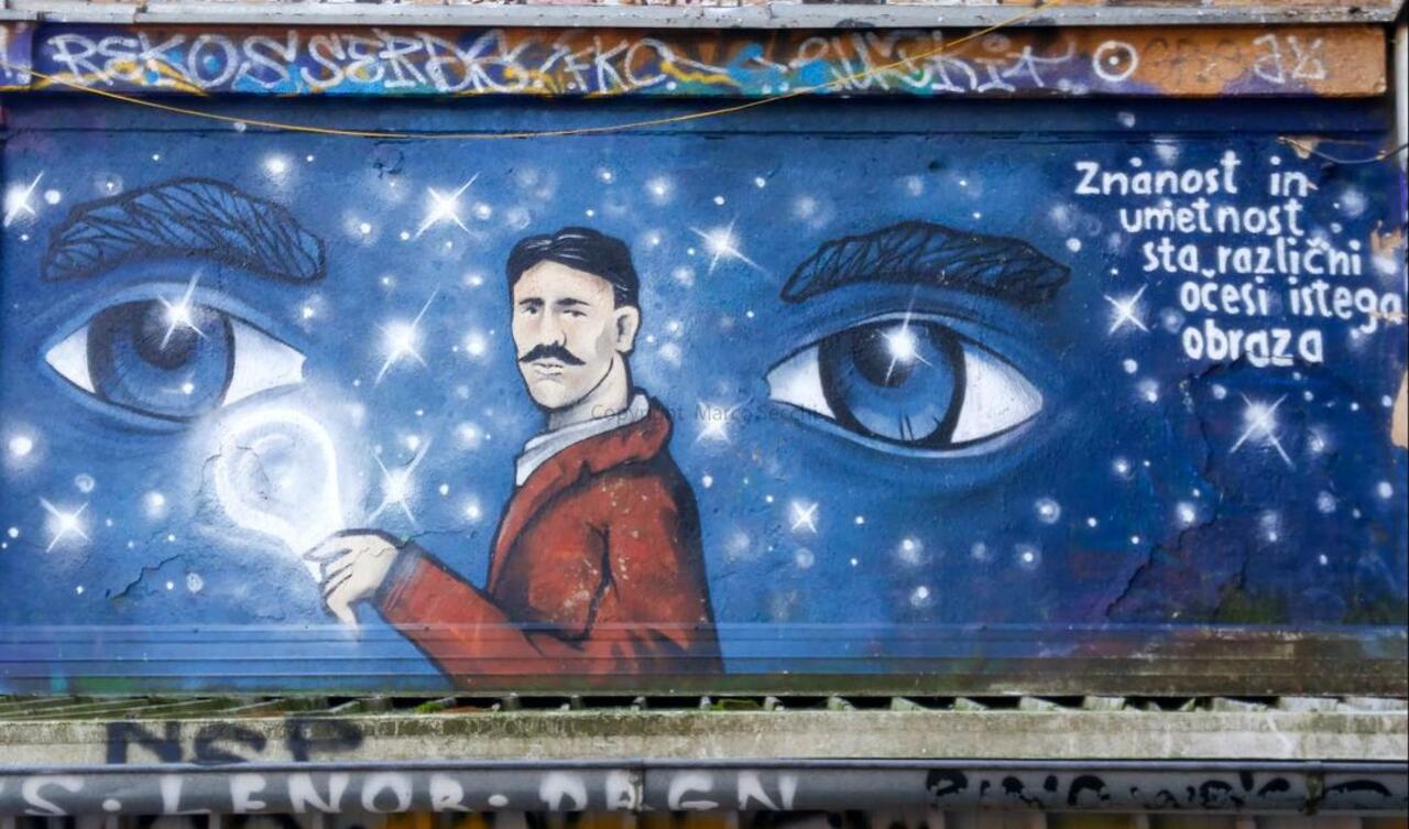 “Science and art are different nets having the same face“  #Graffiti #streetart in Metelkova Mesto in #ljubljana https://t.co/yfHfnJISUk