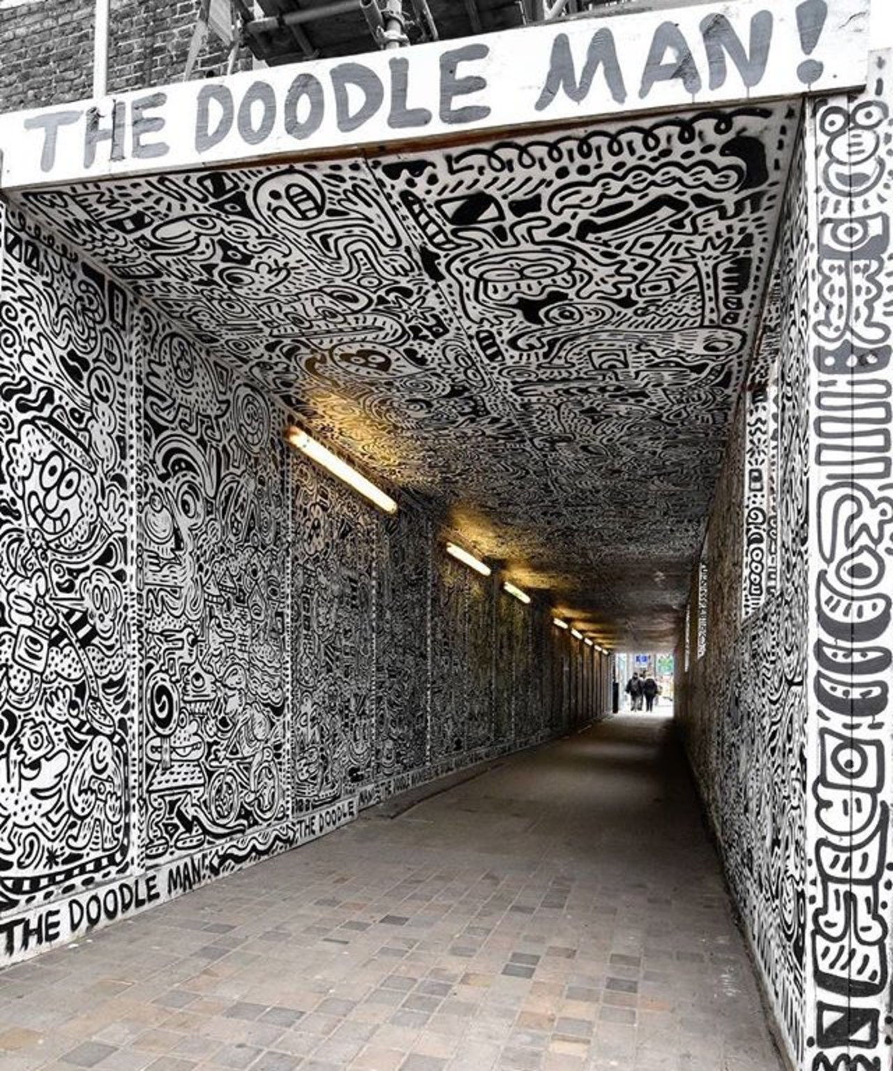 #TheFullTunnel #thedoodleman #shoreditch #eastlondon #london #streetart #graffiti #NextStayInLodon Need 2C4 real  https://t.co/QBHVHN7BUp