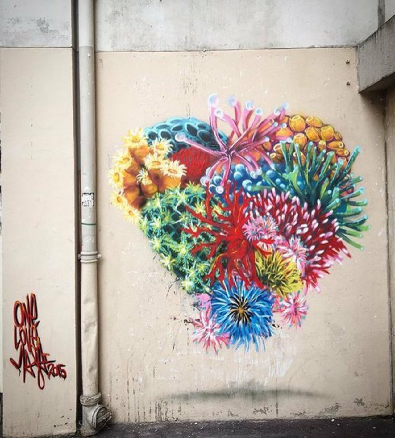 Street Art • Louis Masai Found in Paris #art #mural #graffiti #streetart https://t.co/D6oLptchyc