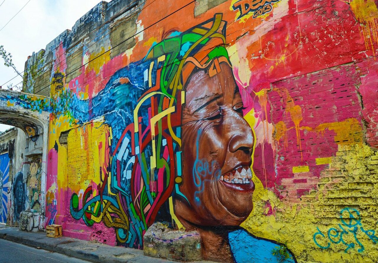 The street art in #Bogota is amazing. Our gallery of over 50 images. http://buff.ly/28TBTiF#streetart #travel #art https://t.co/SebMsV4KHg