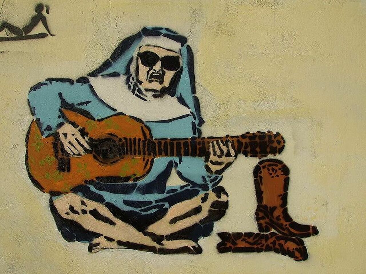 #StreetartSaturday This Singing Nun #Stencil #StreetArt is simple, fun and people will enjoy it. https://t.co/X6Ufe4hkjo