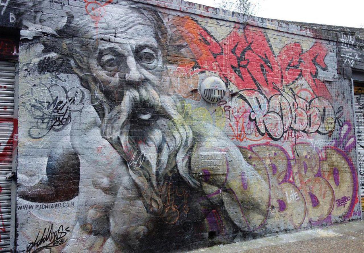 The surprised man by PichiAvo from Valencia Spain: http://bit.ly/1LSc1SC #streetart https://t.co/PgxFmxTBHo