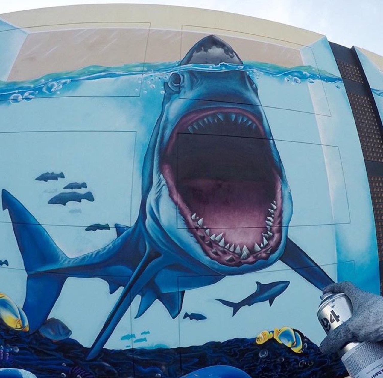 RT GoogleStreetArt: 'Shark Attack' New Street Art by Pakey One #art #mural #graffiti #streetart https://t.co/0LI2cWLi5u