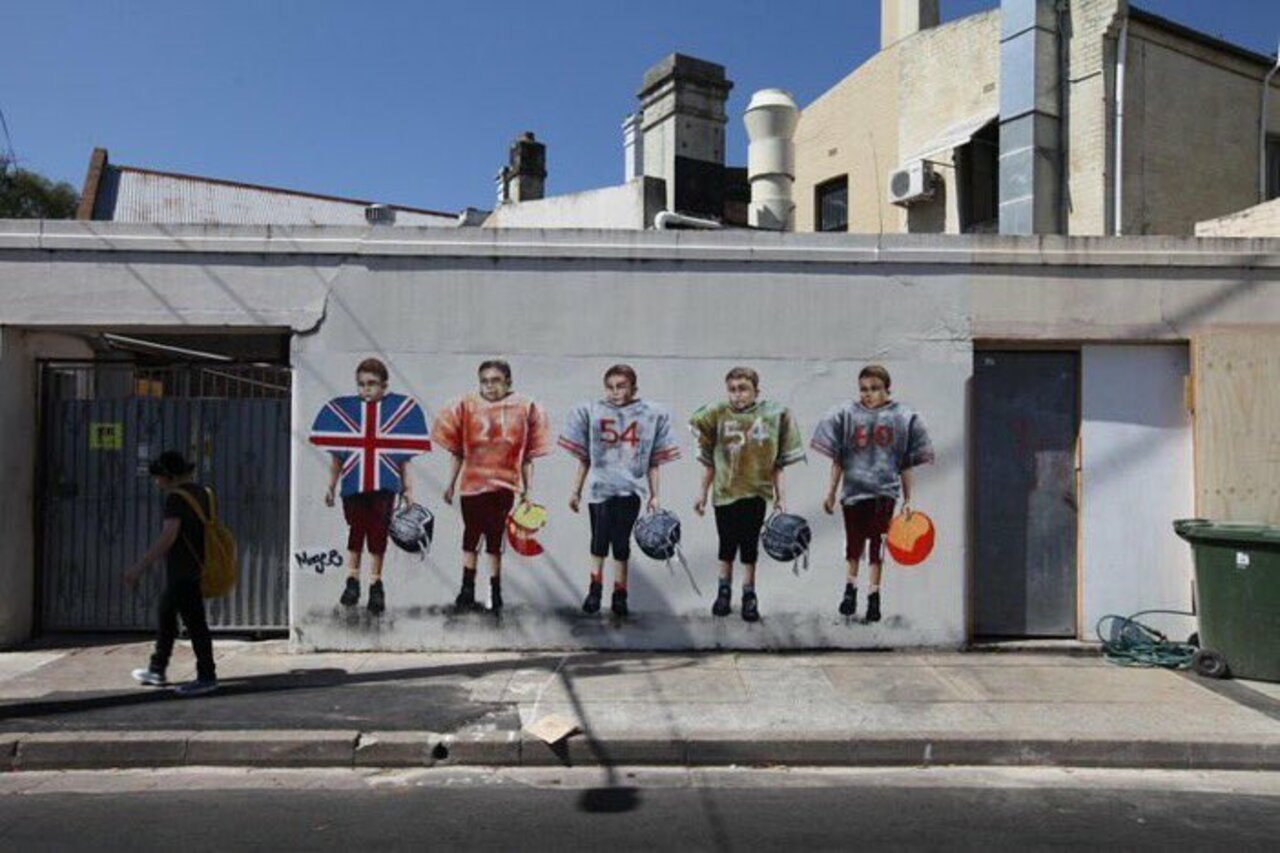 Mural by Fintan Magee, Sydney, Australia #football #Streetart #urbanart #graffiti #mural #art #Sydney #Australia https://t.co/MLei6nlGFR