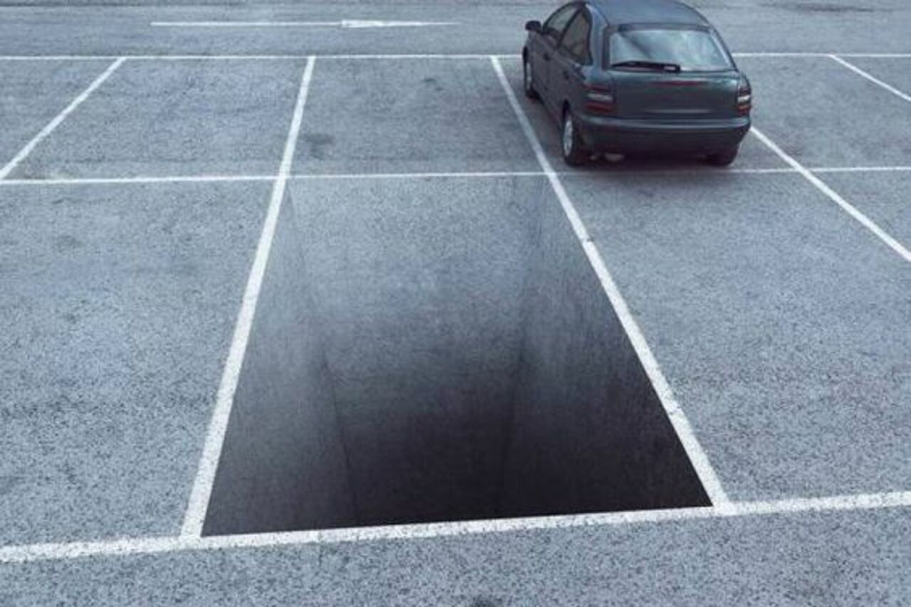 3D street #art should keep this parking spot open! https://t.co/koCYu4MkTc