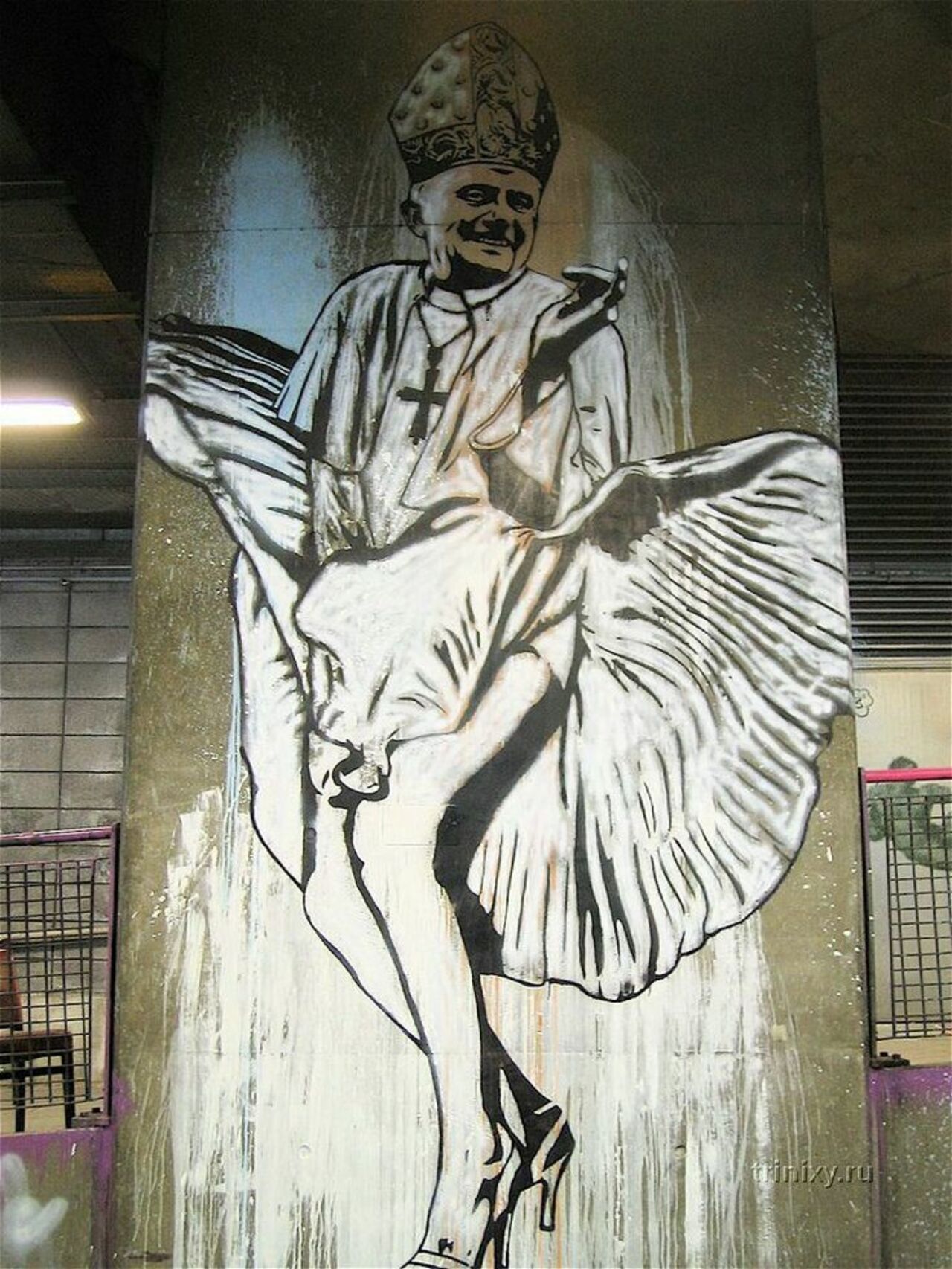 Banksy #streetart #mural #graffiti https://t.co/xAhaaJfiTF