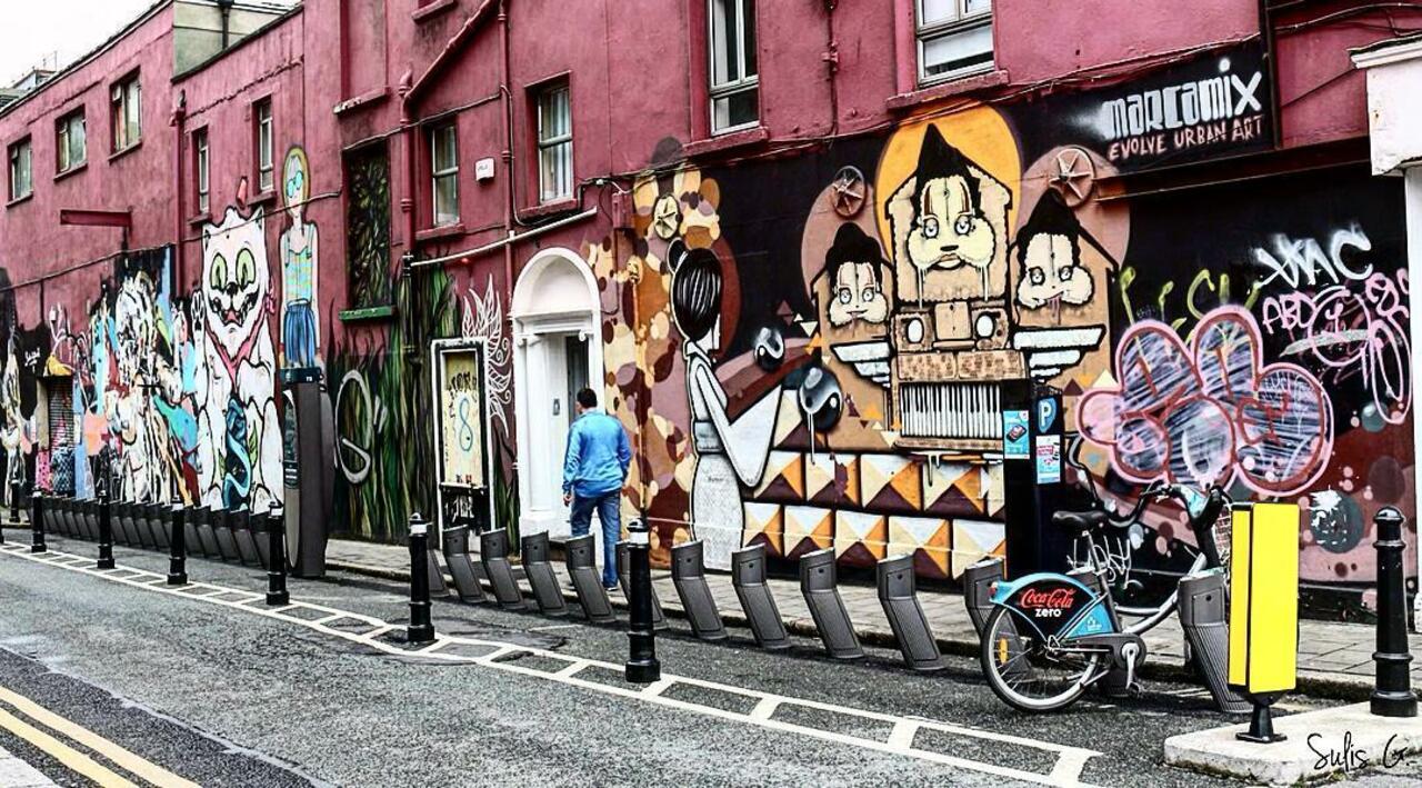 Hidden in the city streets are works of art worthy of any museum wall. Have you found any? #streetart #LoveDublin https://t.co/TzprE74Q9v