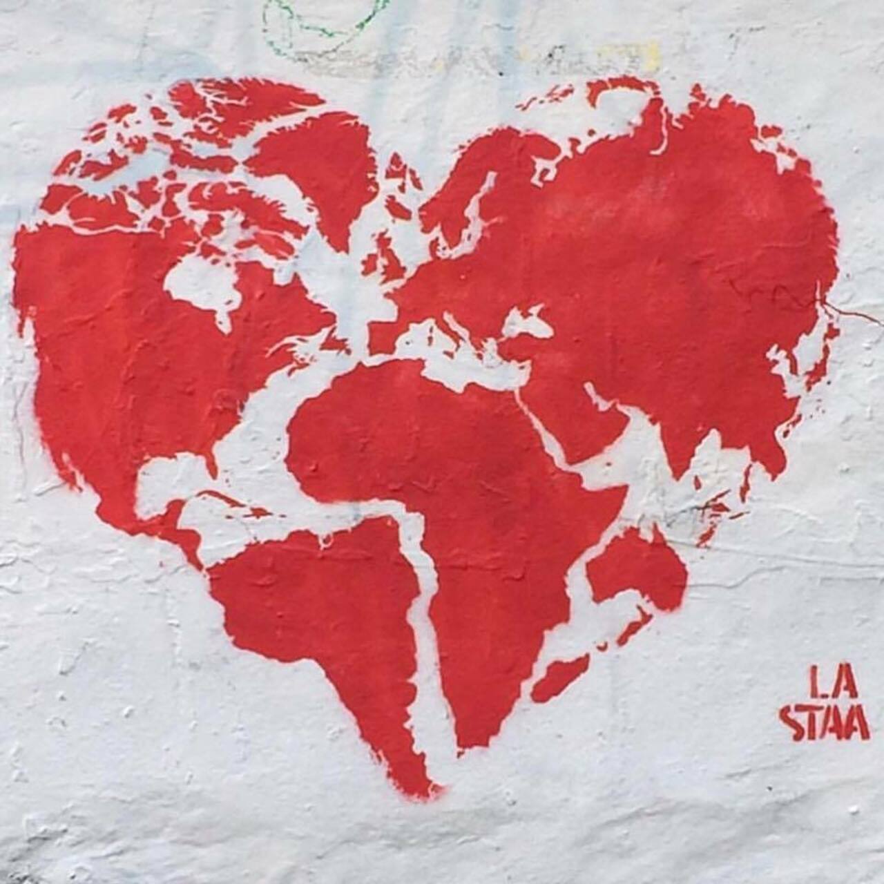 We need #love in this #world! – #streetart – Be ▲rtist – Be ▲rt Magazine https://beartistbeart.com/2016/08/10/we-need-love-in-this-world-streetart/?utm_campaign=crowdfire&utm_content=crowdfire&utm_medium=social&utm_source=twitter https://t.co/GFgLcVrhPQ
