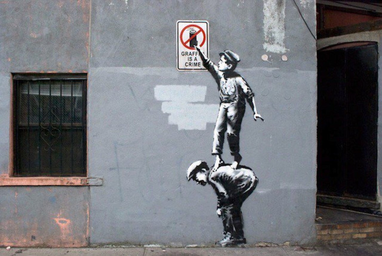 #Graffiti is #Forbidden – #StreetArt by #Bansky  http://beartistbeart.com/2017/01/03/graffiti-is-forbidden-streetart-by-bansky https://t.co/cYYEJpU3EW
