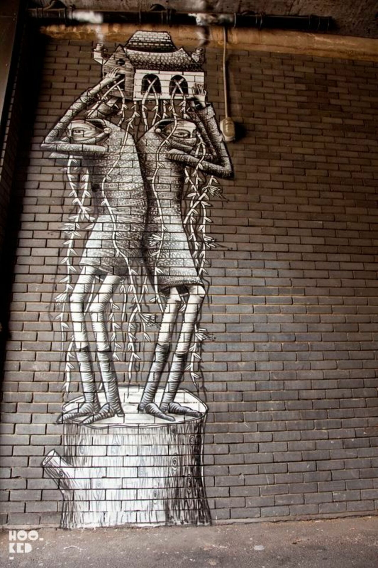 Phlegm in London#streetart #mural #graffiti #art https://t.co/zcAgYAYw59
