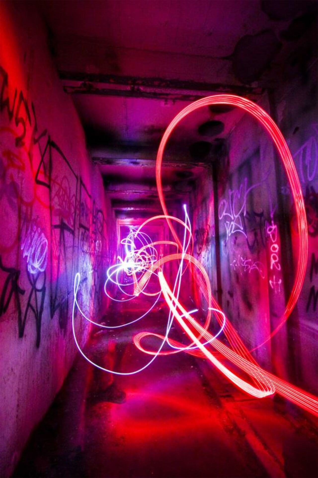 Light Art      •       #streetart #lightart #design #photography #art  . : https://t.co/LfSxtgsWgm
