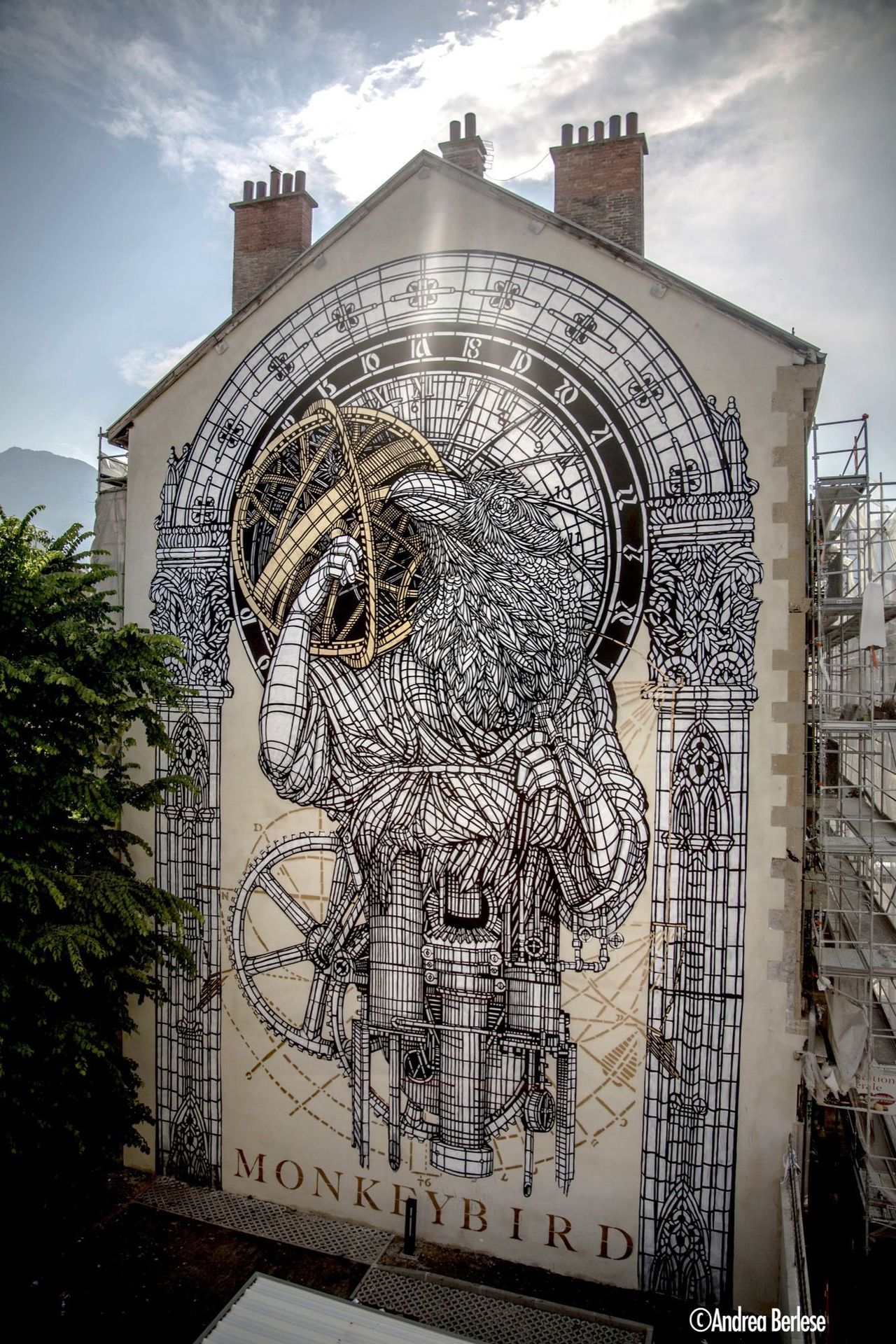 Monkeybird in Grenoble, France#streetart #mural #graffiti #art https://t.co/n6Wt5tr5Xj