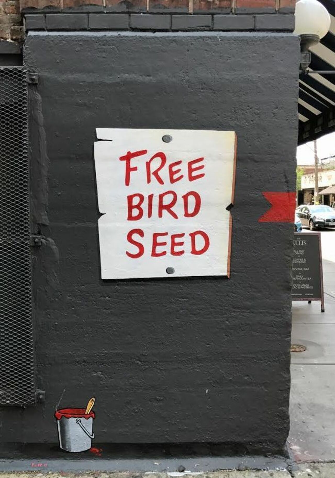 E. LEE Entices Us With “Free Bird Seed” In Chicago #streetart #mural #graffiti #art https://t.co/IekMnDuL2c