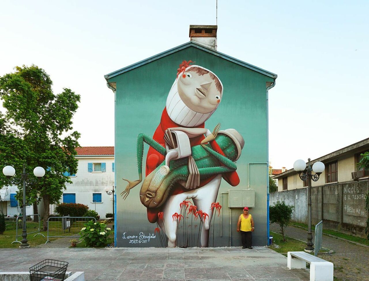 “The Wrong Love” by ZED1 in Dolo, Italy #streetart #mural #graffiti #art https://t.co/4VZOxMUWhq