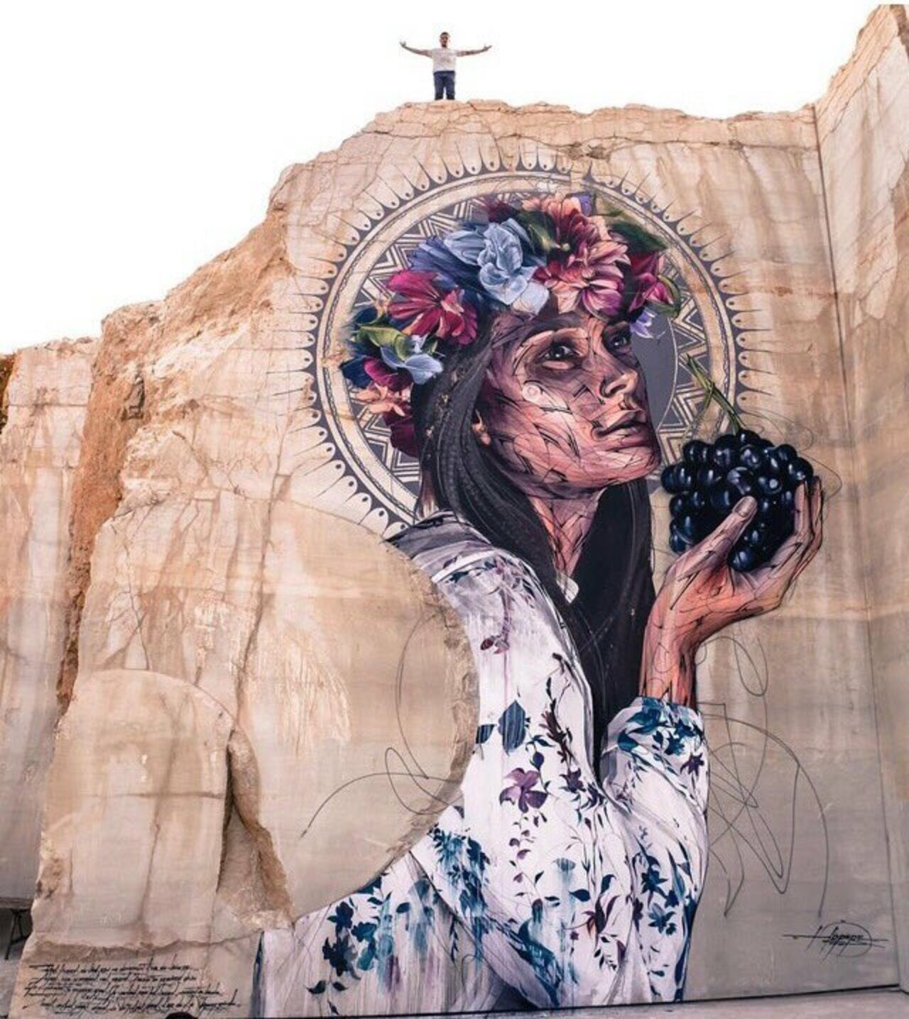 Mural by Hopare#streetart #mural #graffiti #art https://t.co/sECAXHo3ay