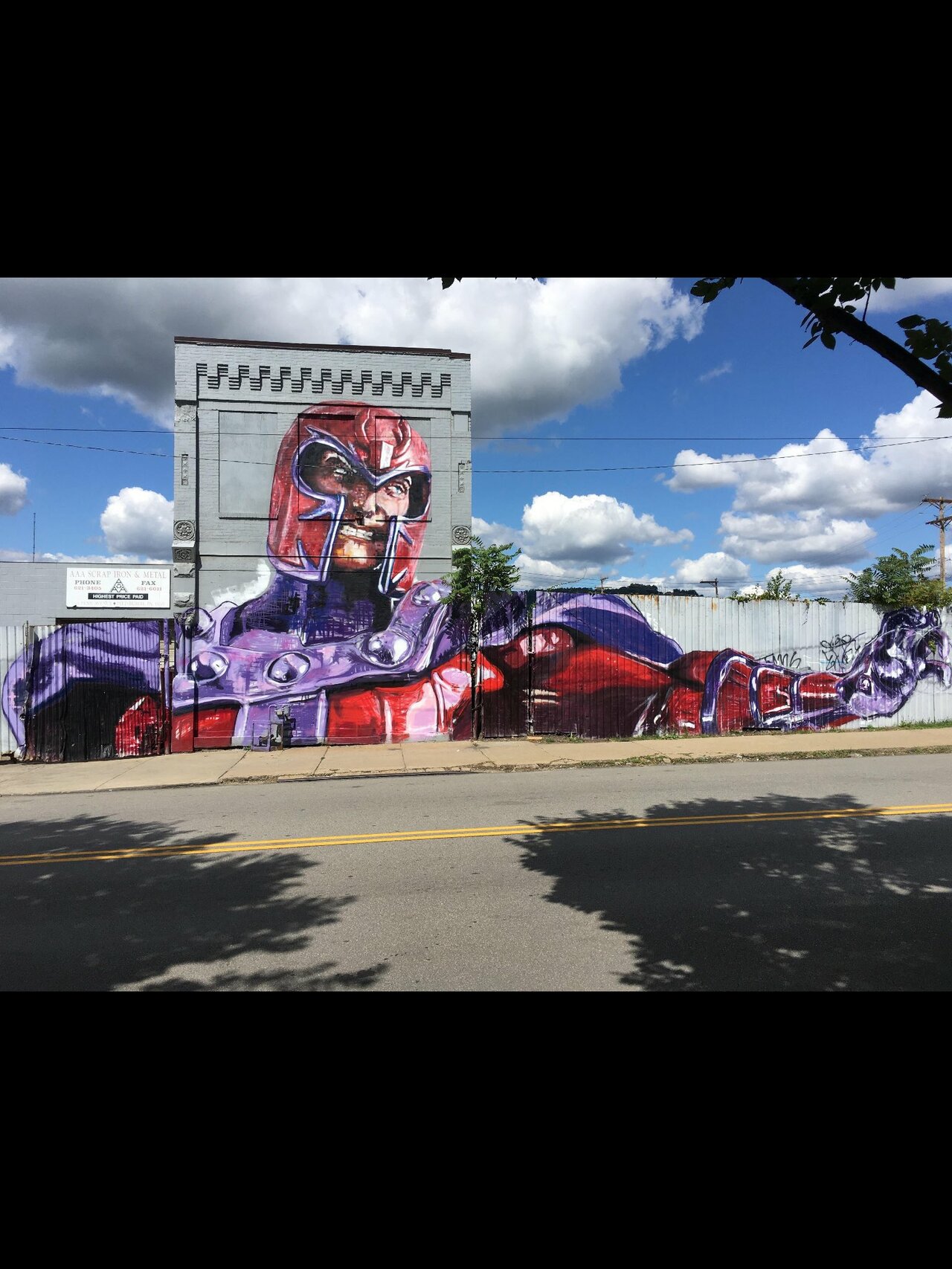 Magneto mural idk the artist#StreetArt #mural #graffiti #art https://t.co/3mifgavlP2