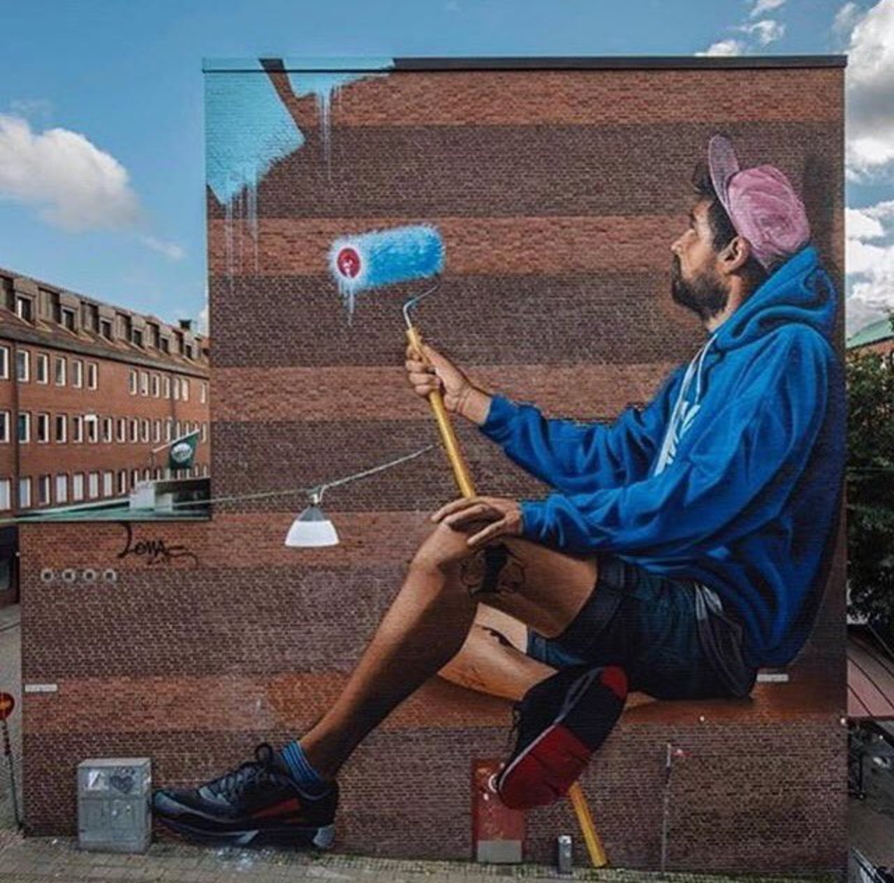 New work by Lonac#streetart #mural #graffiti #art https://t.co/lvG2Jzvzgb