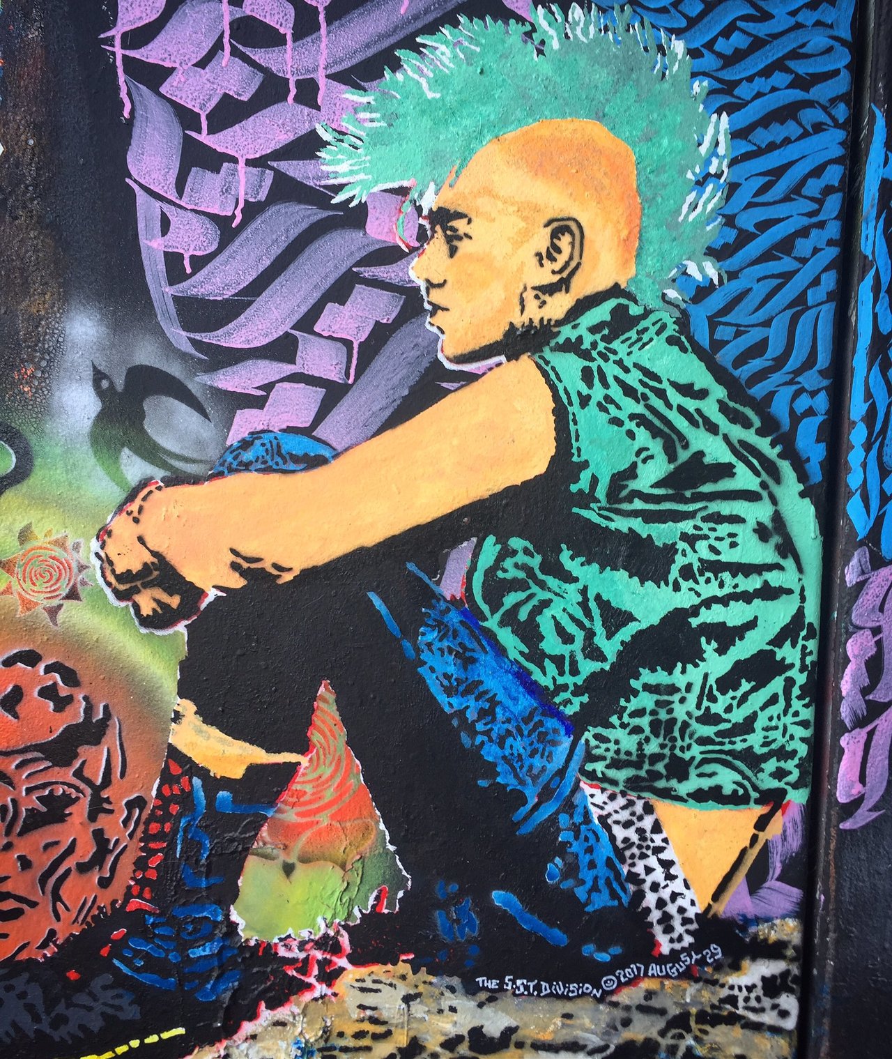 NO FUTURE by #SSTDivision #stencil #punk #nofuture #streetart #graffiti #graff #spray #bombing #sprayart #wall #urbanart #urbanwalls https://t.co/wyxYYLuBej