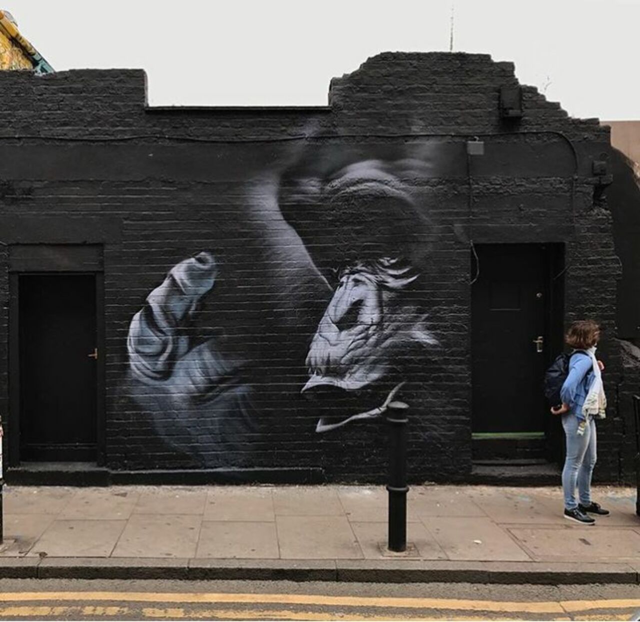 Impressive Street Art by Trafik #art #artist #artwork #streetart #muralart #graffiti #graffitiart #London #LoveTwitter https://t.co/hVmEGG2S1q
