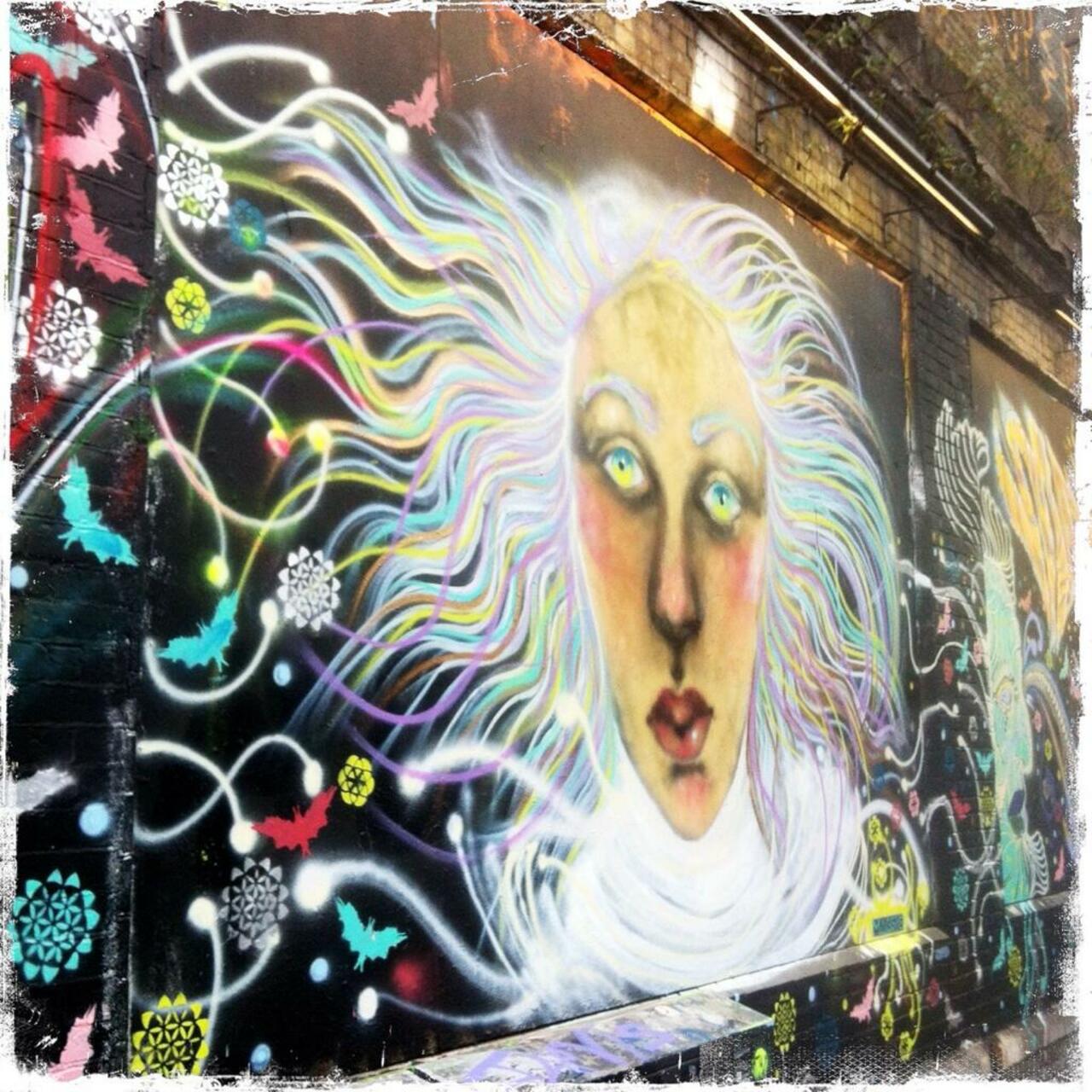Maggio & Jarvis #art #streetart in #shoreditch #graffiti @UKGraff @globalgraff http://t.co/jnoVwN3M4c