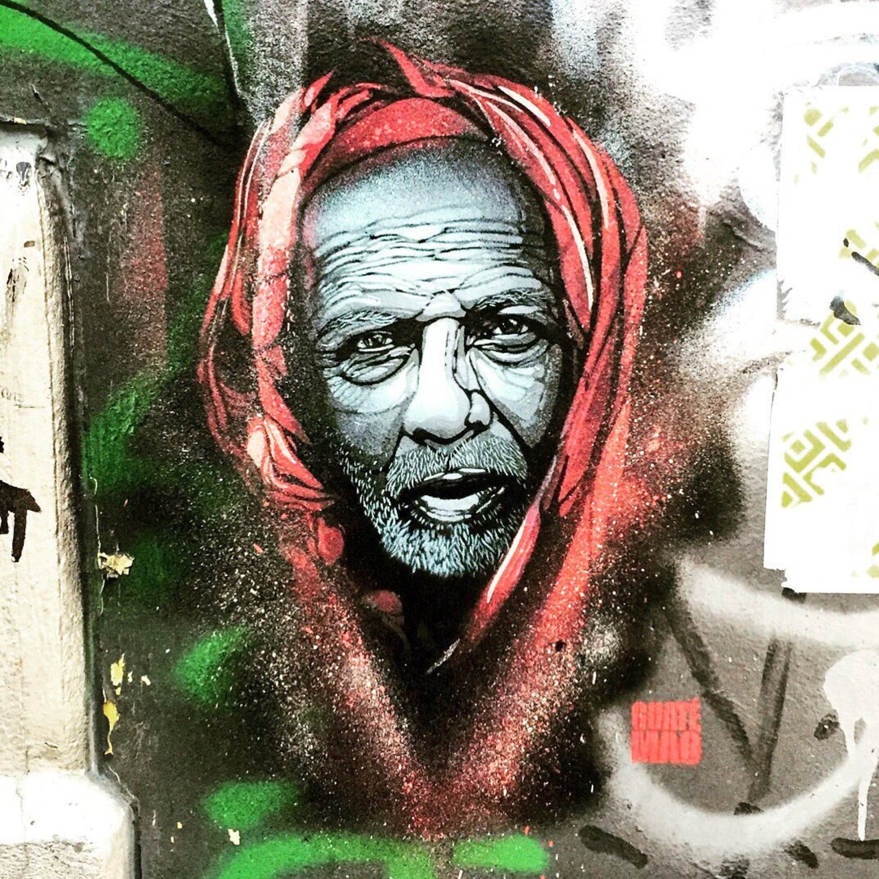 Old man by #guatemao #streetart #graffiti #graffitiart #spray #spraypaint #urbanart #nirindastreet #paris https://t.co/bBz5t9wGyg