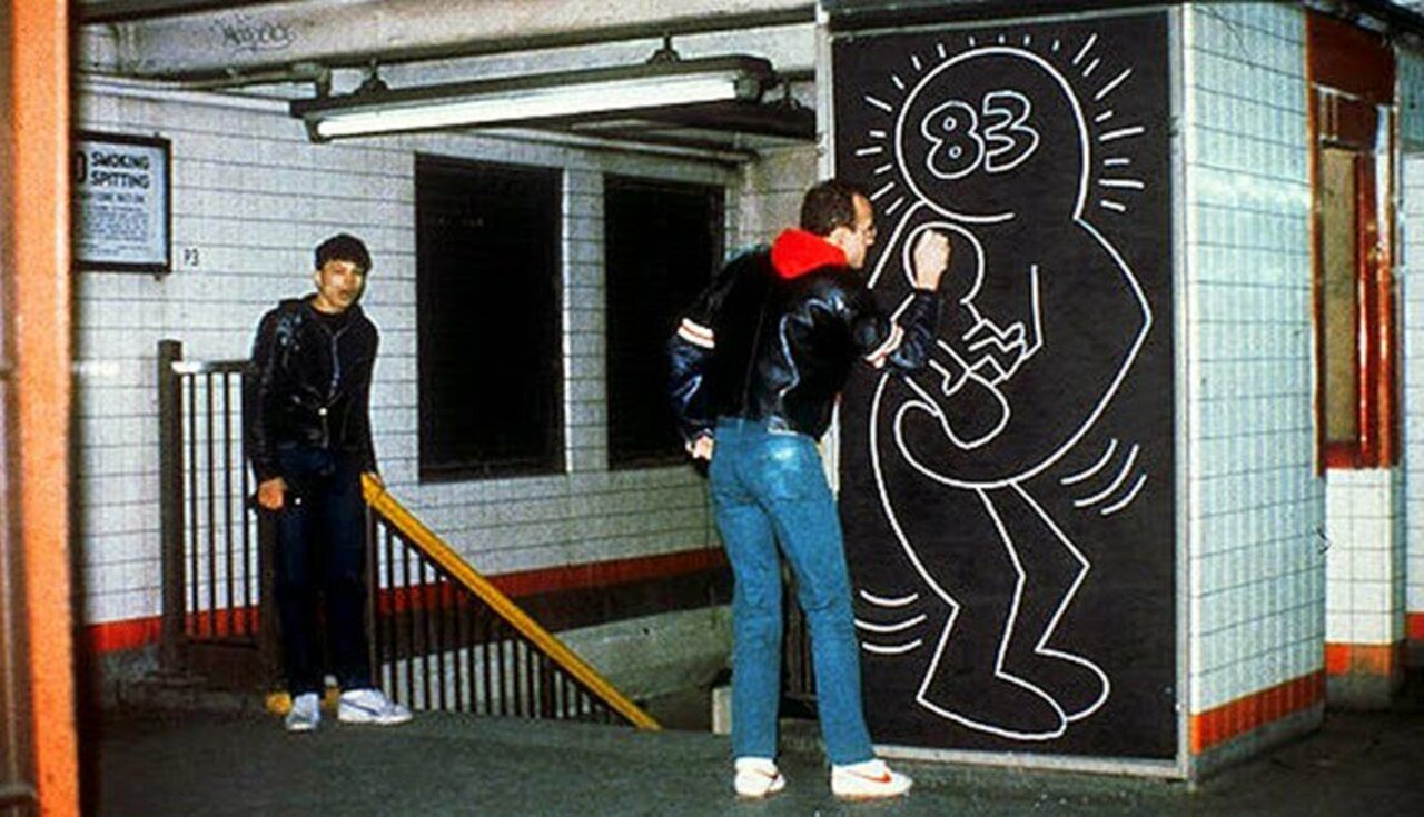 Subway drawings, 1983 Keith Haring (1958 - 1990) #streetart #graffiti https://t.co/pVOI1MWTuF