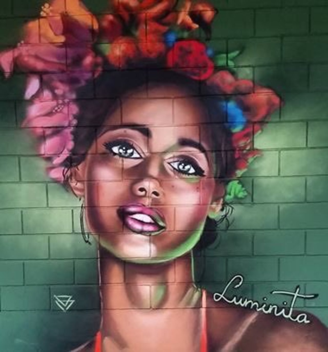 Simple beauty. Art by Xema Gonzales in Valencia, Spain #StreetArt #Art #Beauty #Lady #Flowers #Graffiti #Mural #Valencia #arteurbano #DesignThinking https://t.co/pynw6XvM52
