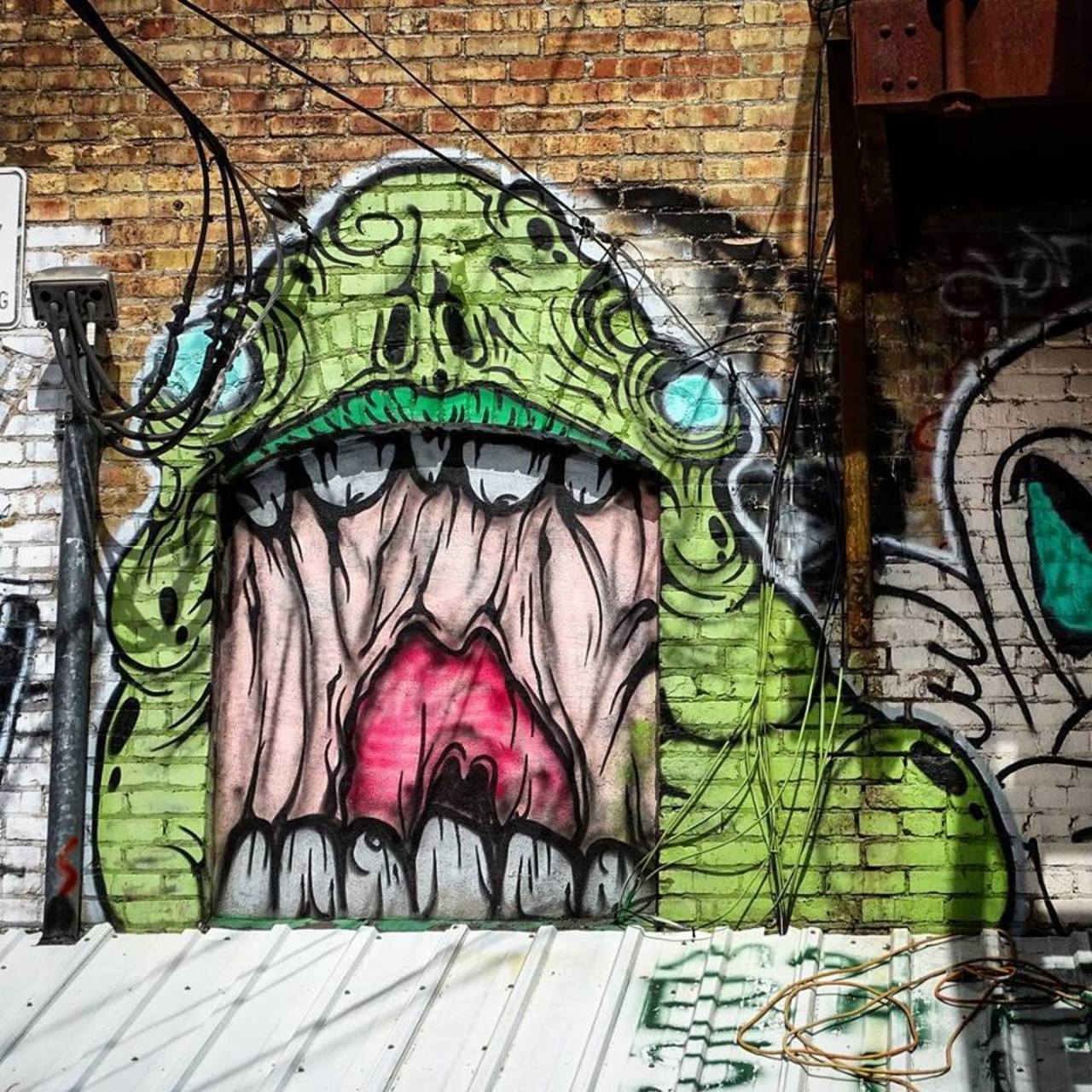 Art Alley, Rapid City https://northierthanthou.com/category/street-art/ #Streetart #mural #painting #graffiti https://t.co/j4myQQyhgB