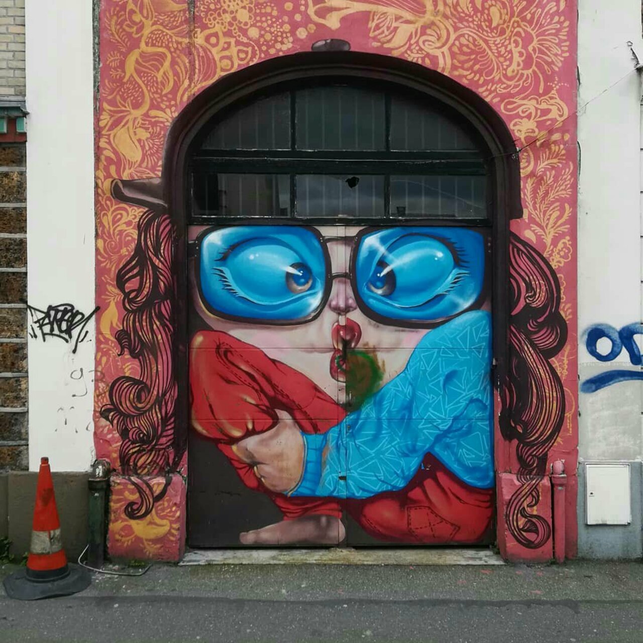 Funny character by @Skio1 in #Bagnolet, #Paris, #France. -- #streetart #art #graffiti #globalstreetart https://t.co/bVdwxmSdcu