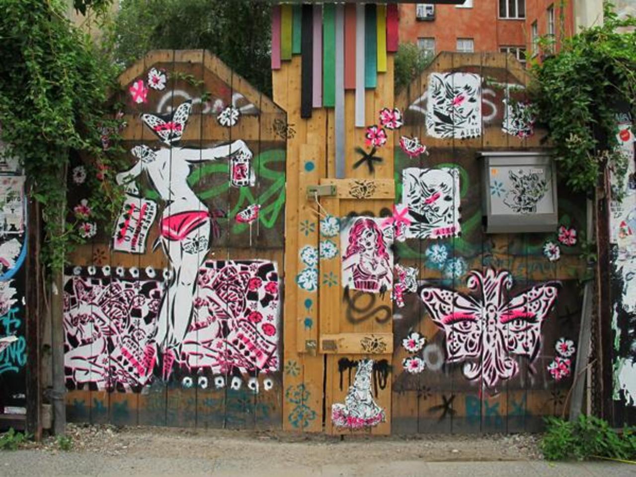 “@5putnik1: Homescaping #streetart #graffiti #art #funky #dope . : http://t.co/iyFaFNRKtO