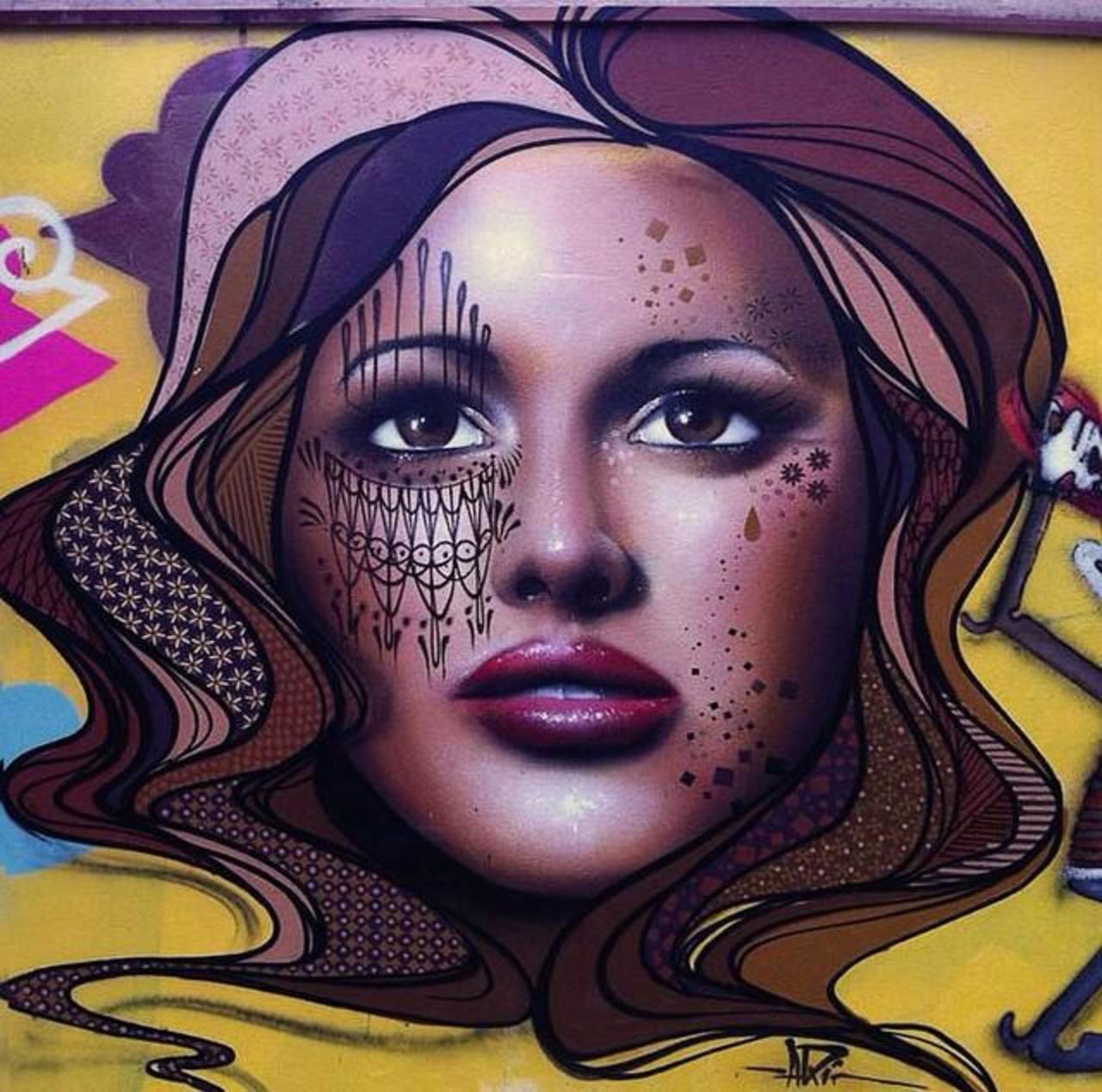 Beautiful photorealistic Street Art portrait by @aqiluciano (Aqi Luciano)

#art #mural #graffiti #streetart http://t.co/mr7vP0Vjor